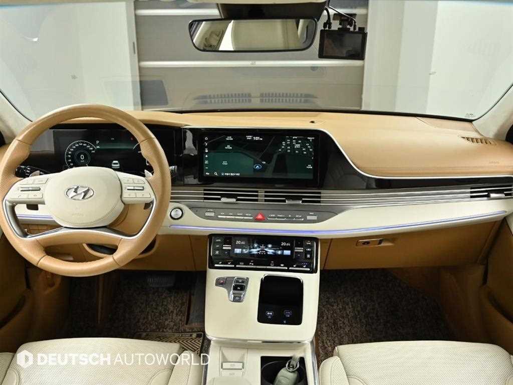 HYUNDAI Grandeur - Vista 7