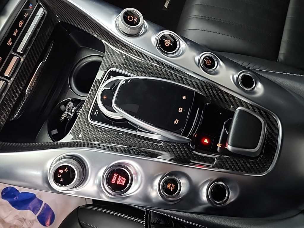 Mercedes Benz AMG GT - Vista 8