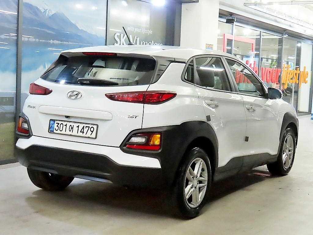 HYUNDAI Kona - Vista 4