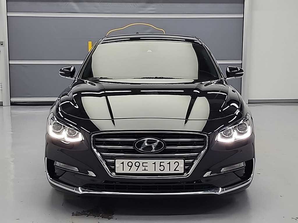 HYUNDAI Grandeur - Vista 2