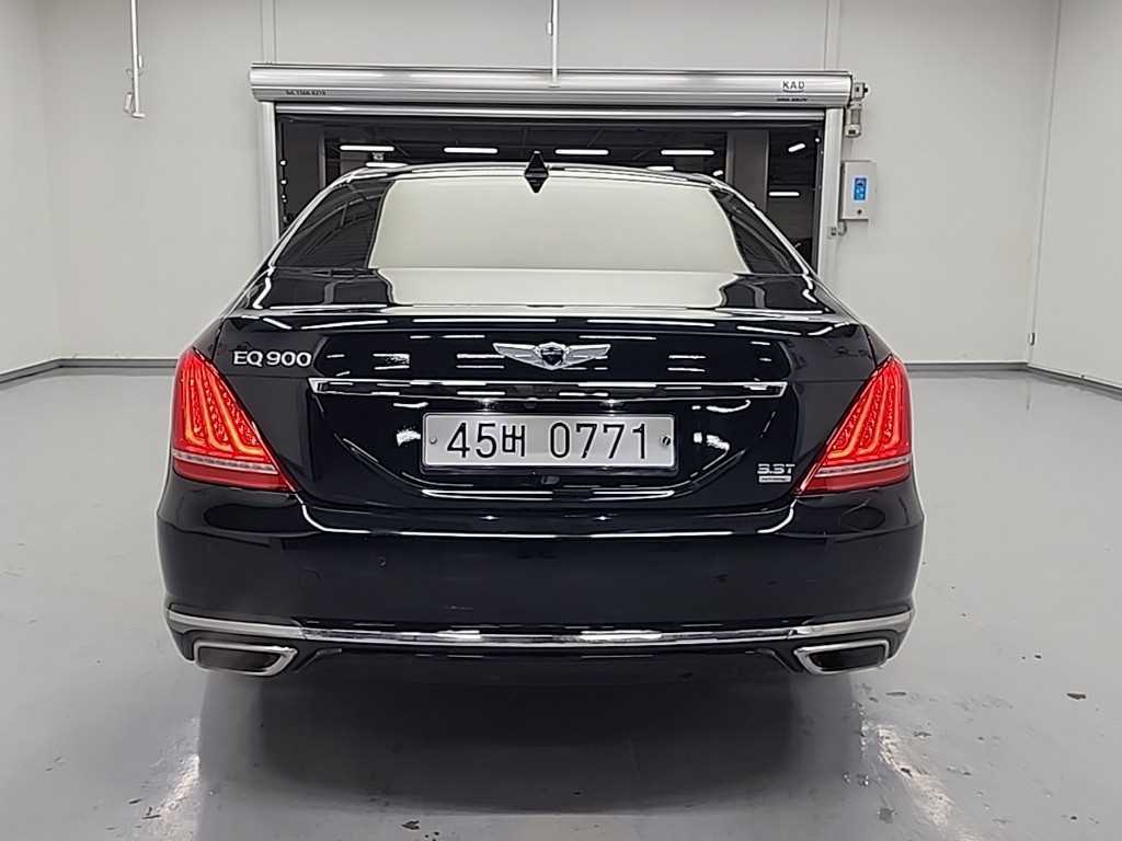 Genesis EQ900 - Vista 3