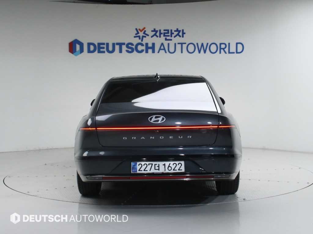 HYUNDAI Grandeur - Vista 4