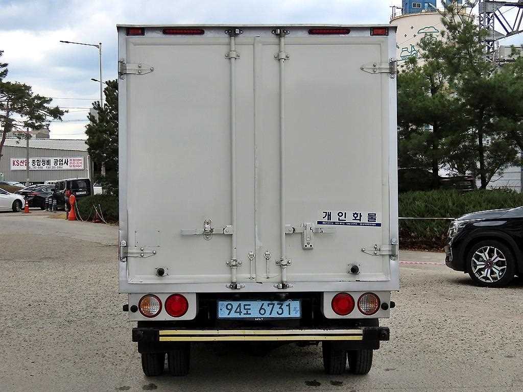 Small Truck Cargo (small) - Vista 4