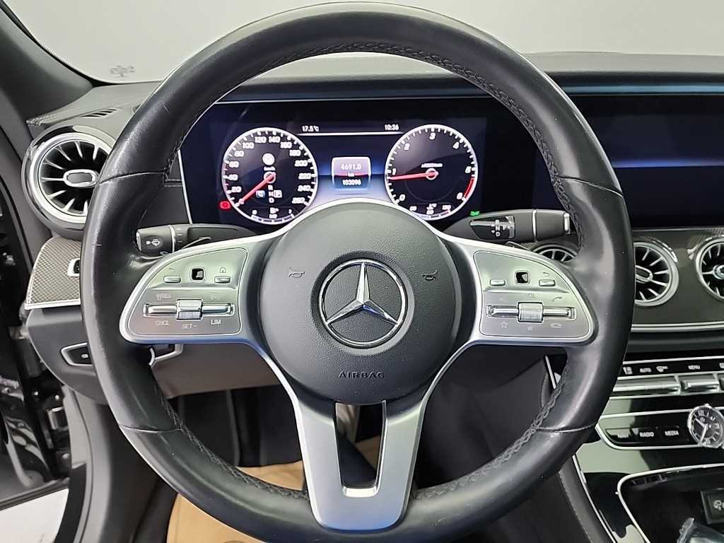 Mercedes Benz CLS Class - Vista 9