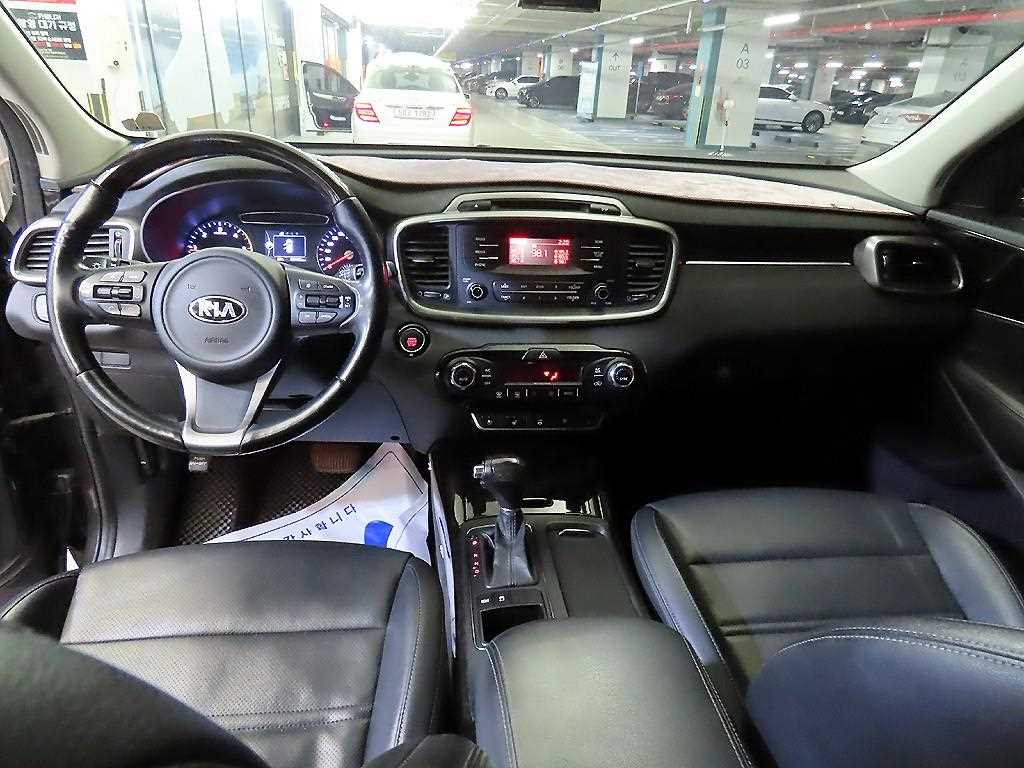 KIA Sorento - Vista 10