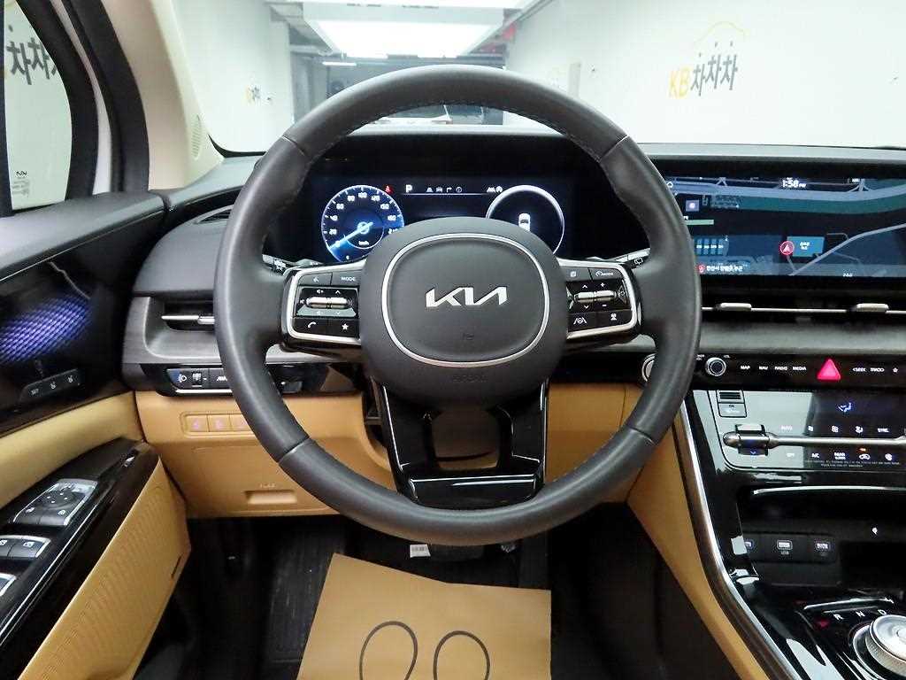 KIA Carnival - Vista 7