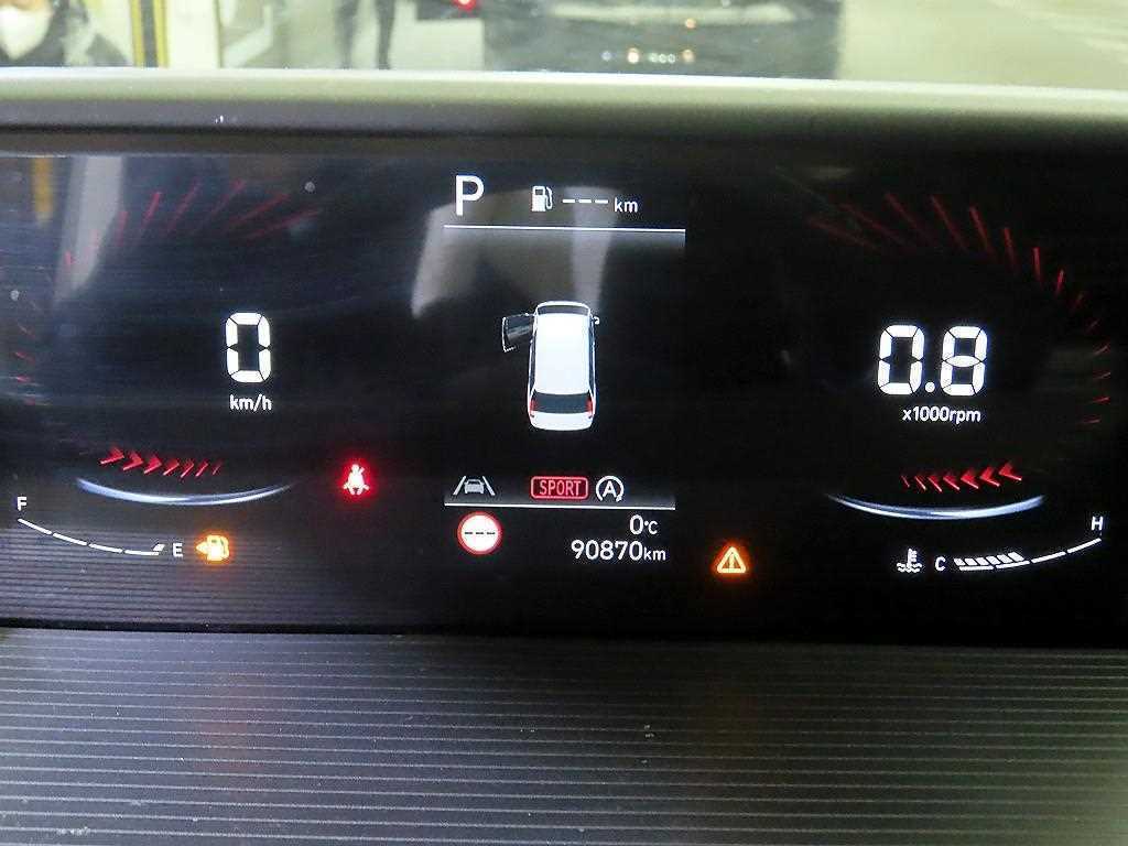 HYUNDAI Staria - Vista 9