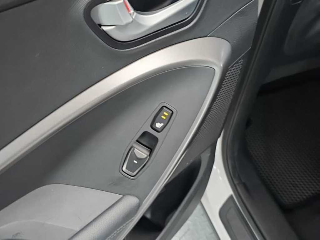 HYUNDAI Santa Fe 2015 Blanco - Importación desde Corea - HF Imports Iquique - Foto 14