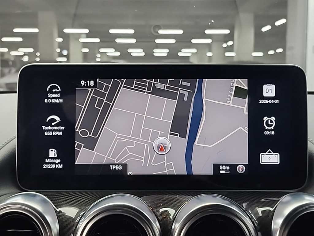 Mercedes Benz AMG GT - Vista 12