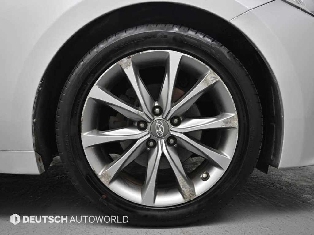 HYUNDAI Grandeur - Vista 5