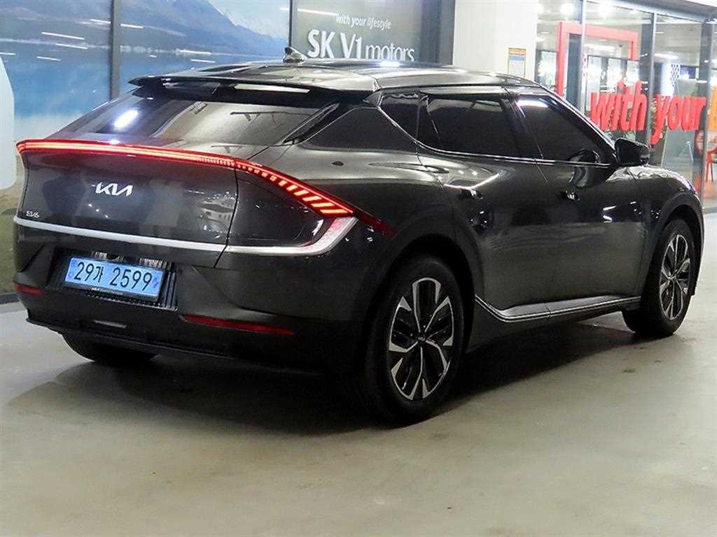 KIA EV6 - Vista 4