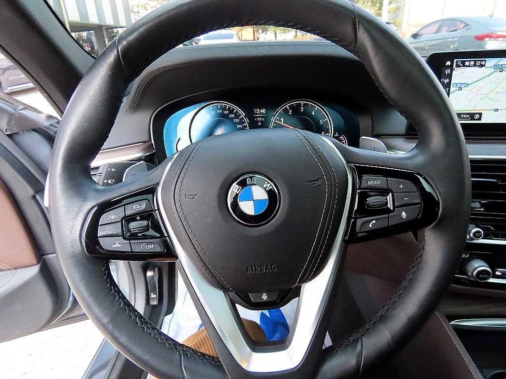 BMW 5 Series - Vista 8