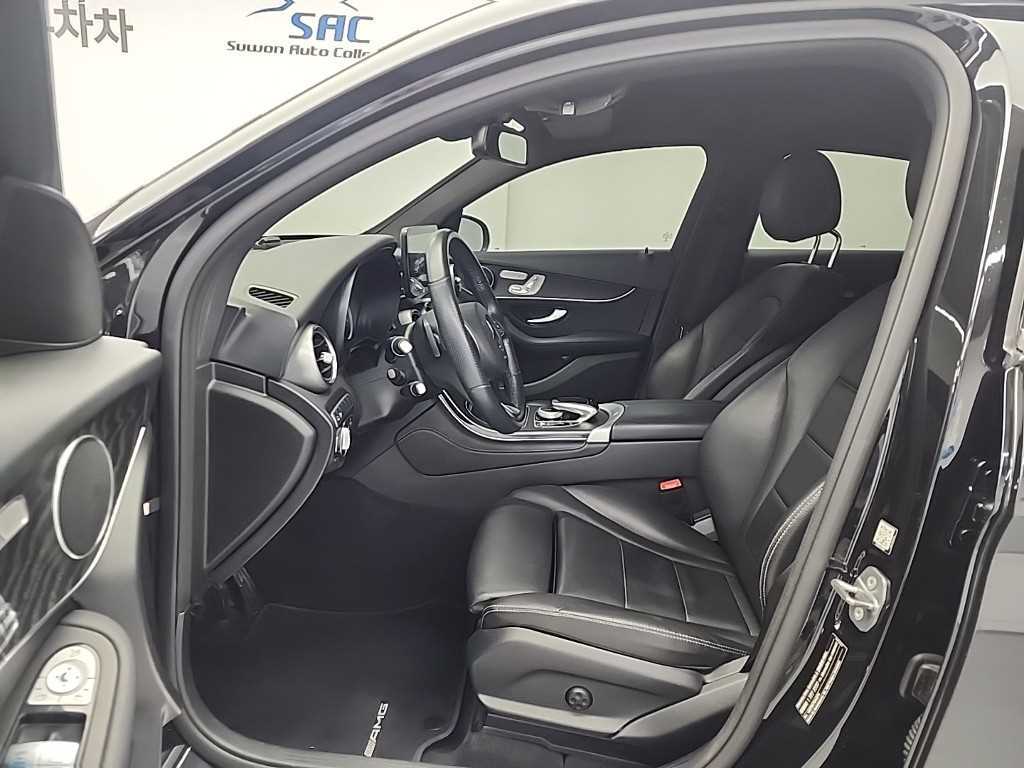 Mercedes Benz GLC Class - Vista 11