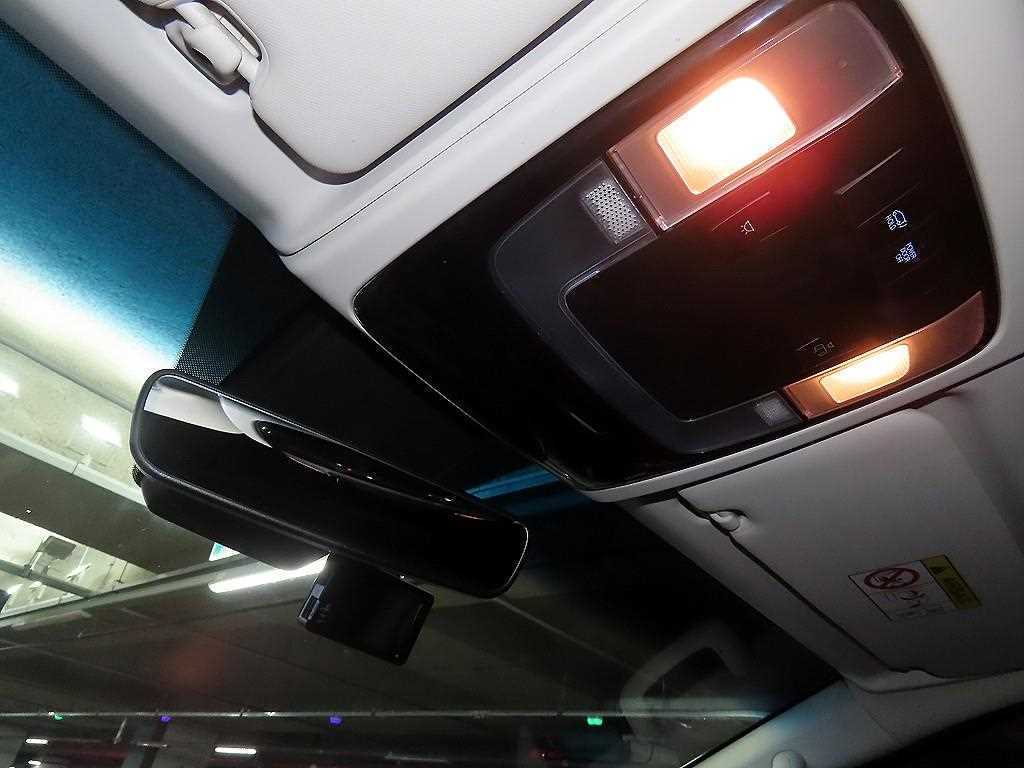 HYUNDAI Staria 2022 Blanco - Importación desde Corea - HF Imports Iquique - Foto 13