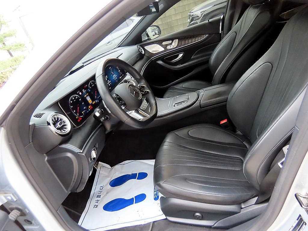 Mercedes Benz CLS Class - Vista 5