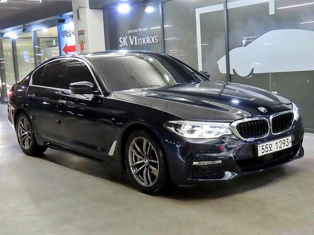 BMW 5 Series 2018 Negro - Importación desde Corea - HF Imports Iquique - Foto 1