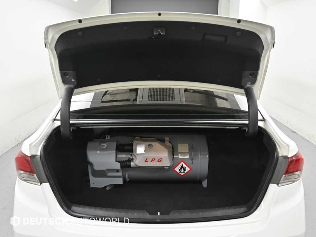 HYUNDAI Sonata 2018 Blanco - Importación desde Corea - HF Imports Iquique - Foto 19