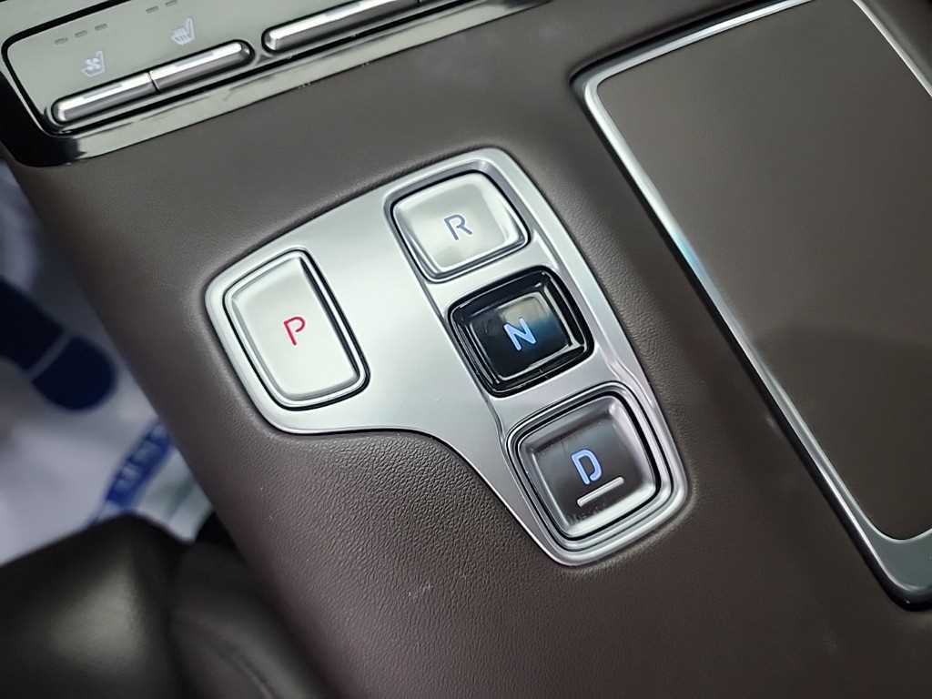 HYUNDAI Grandeur - Vista 8