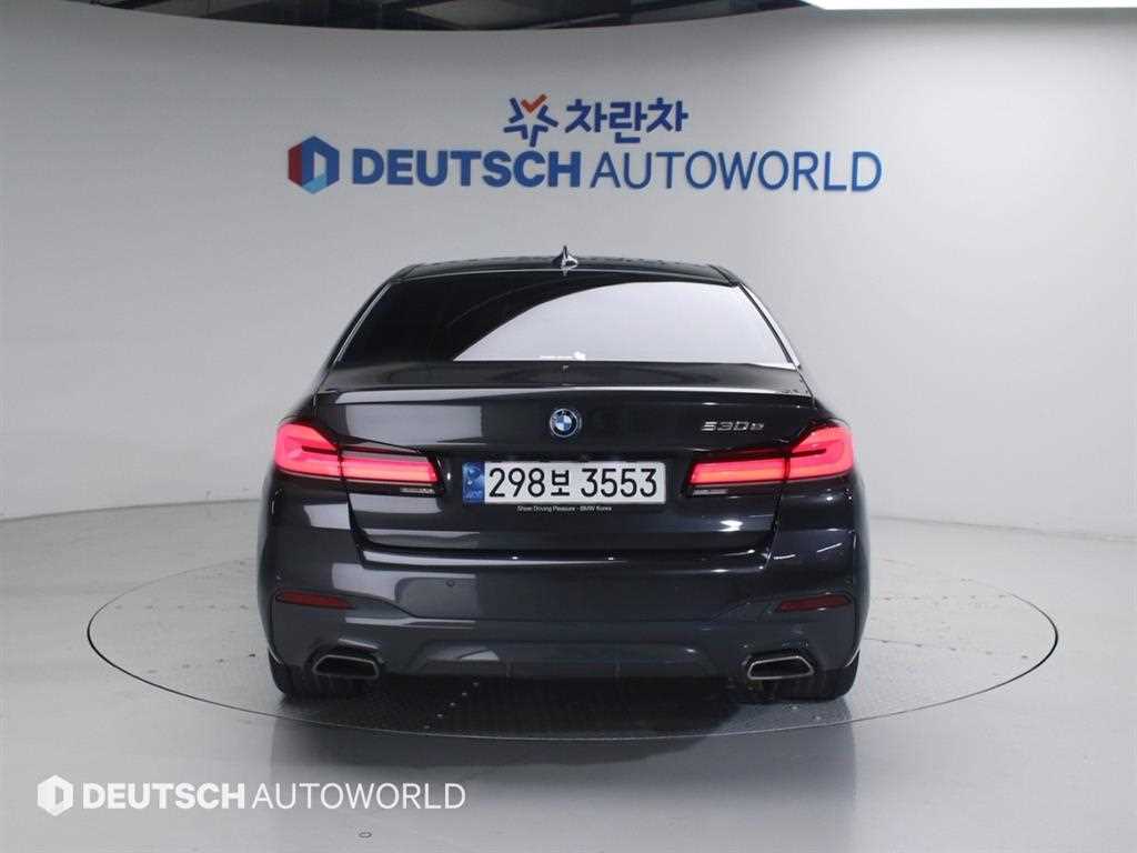 BMW 5 Series - Vista 4