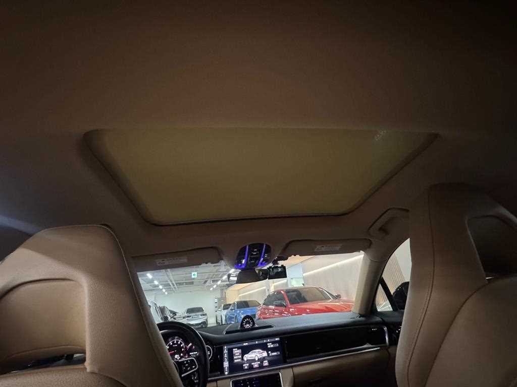 Porsche Panamera - Vista 9