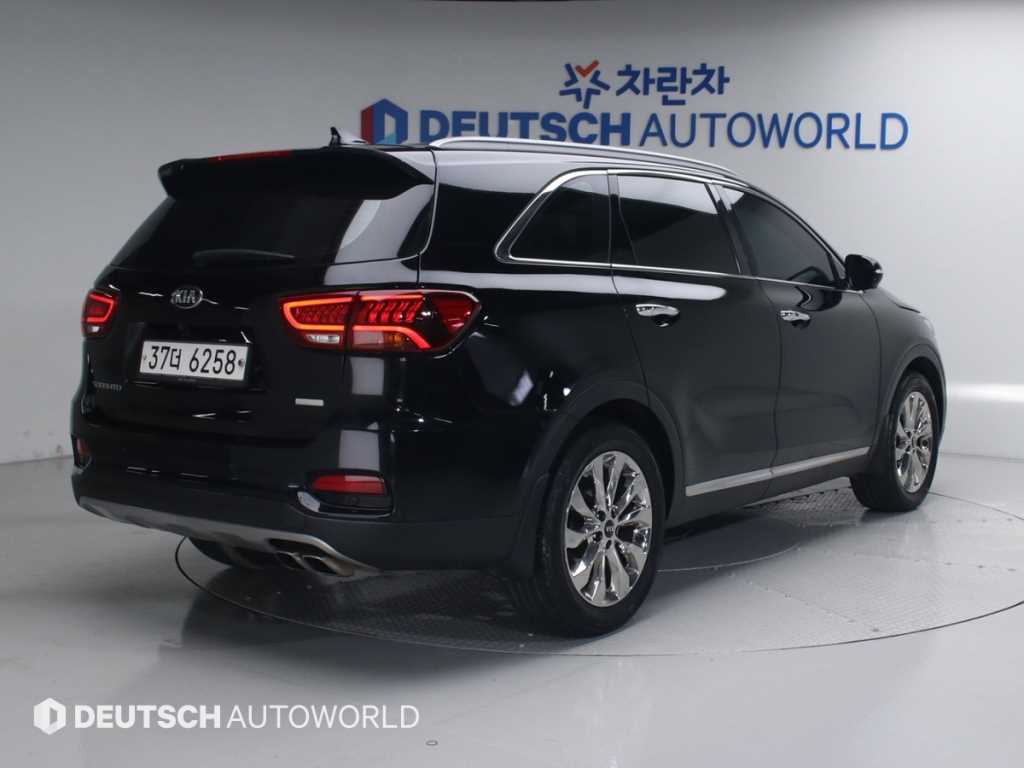 KIA Sorento - Vista 4