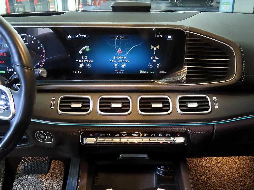 Mercedes Benz GLE Class - Vista 11