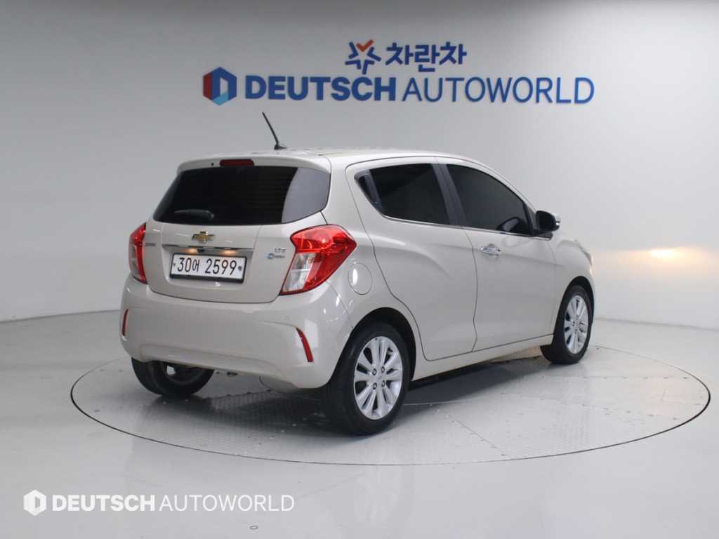 Chevrolet Spark - Vista 4