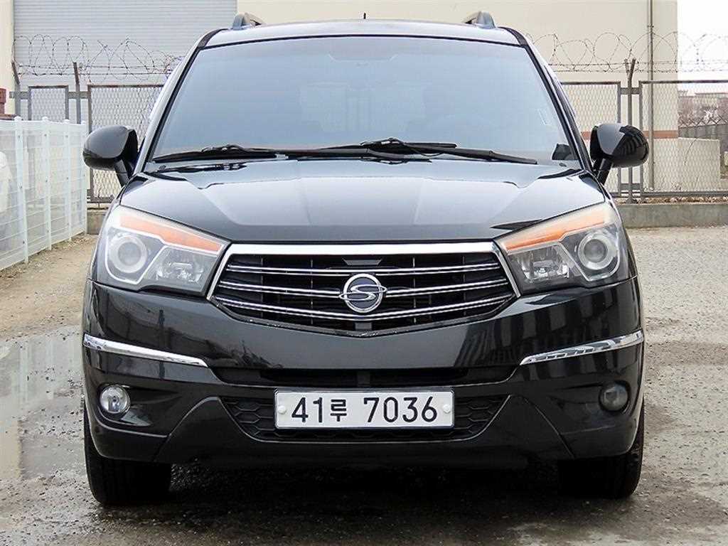 Ssangyong Korando 2014 Negro - Importación desde Corea - HF Imports Iquique - Foto 1