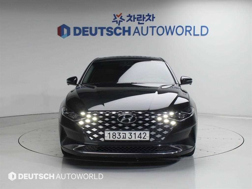 HYUNDAI Grandeur - Vista 3