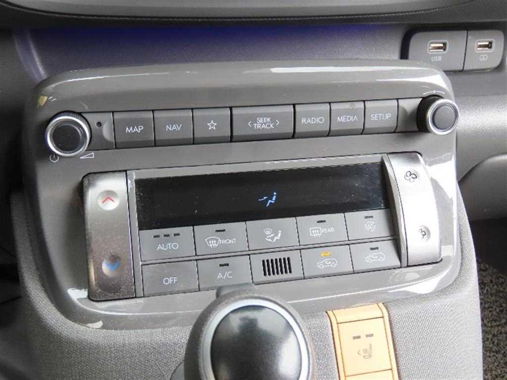 HYUNDAI Casper - Vista 7