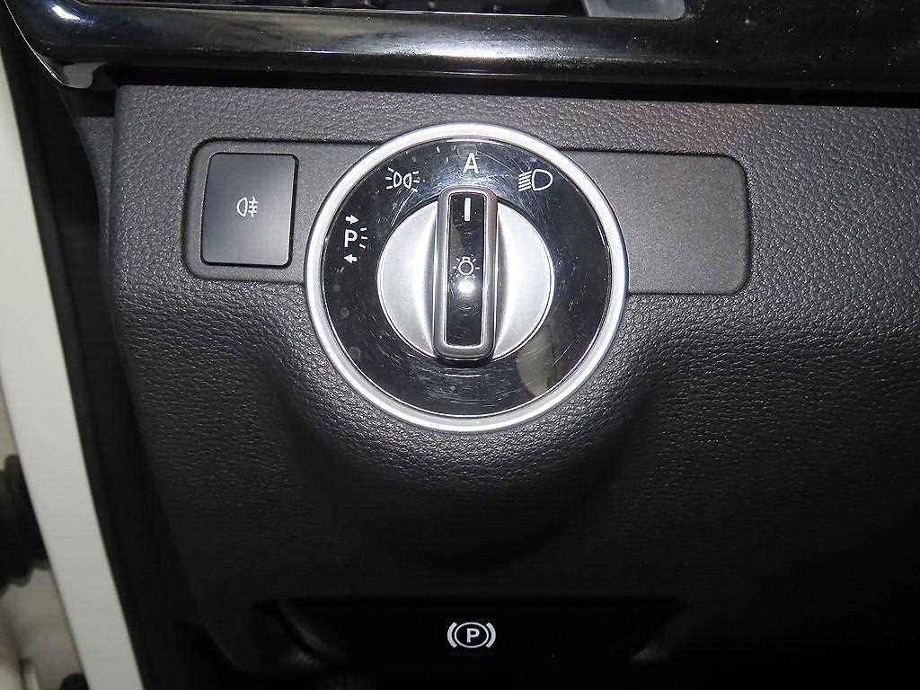 Mercedes Benz E class 2011 - Importación desde Corea - HF Imports Iquique - Foto 14