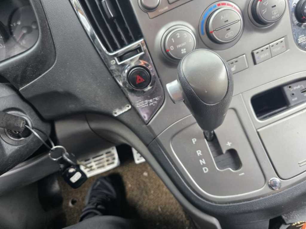 HYUNDAI Starex 2014 Negro - Importación desde Corea - HF Imports Iquique - Foto 14