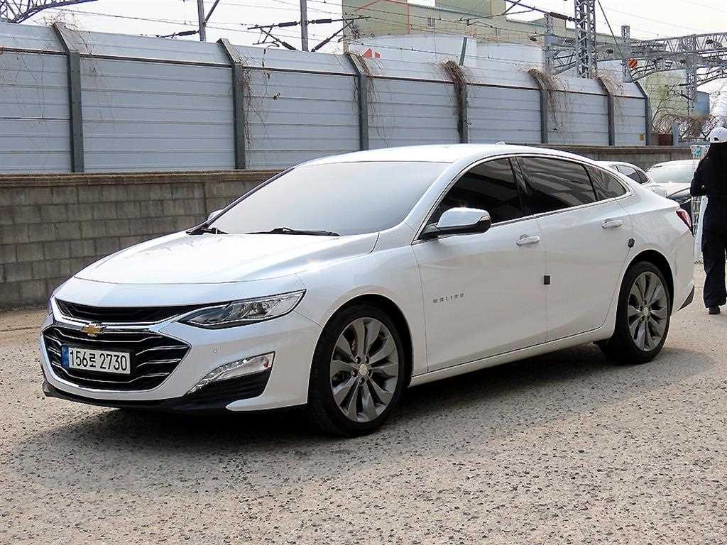 Chevrolet Malibu - Vista 2