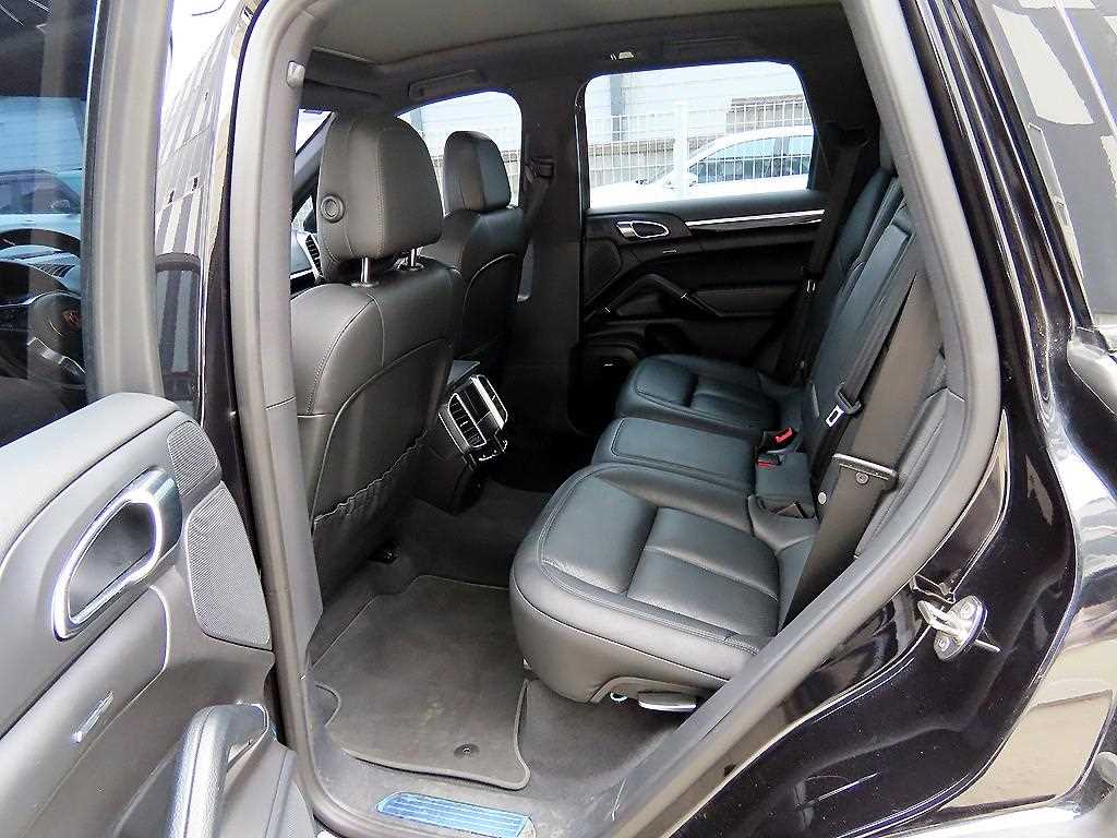Porsche Cayenne - Vista 6