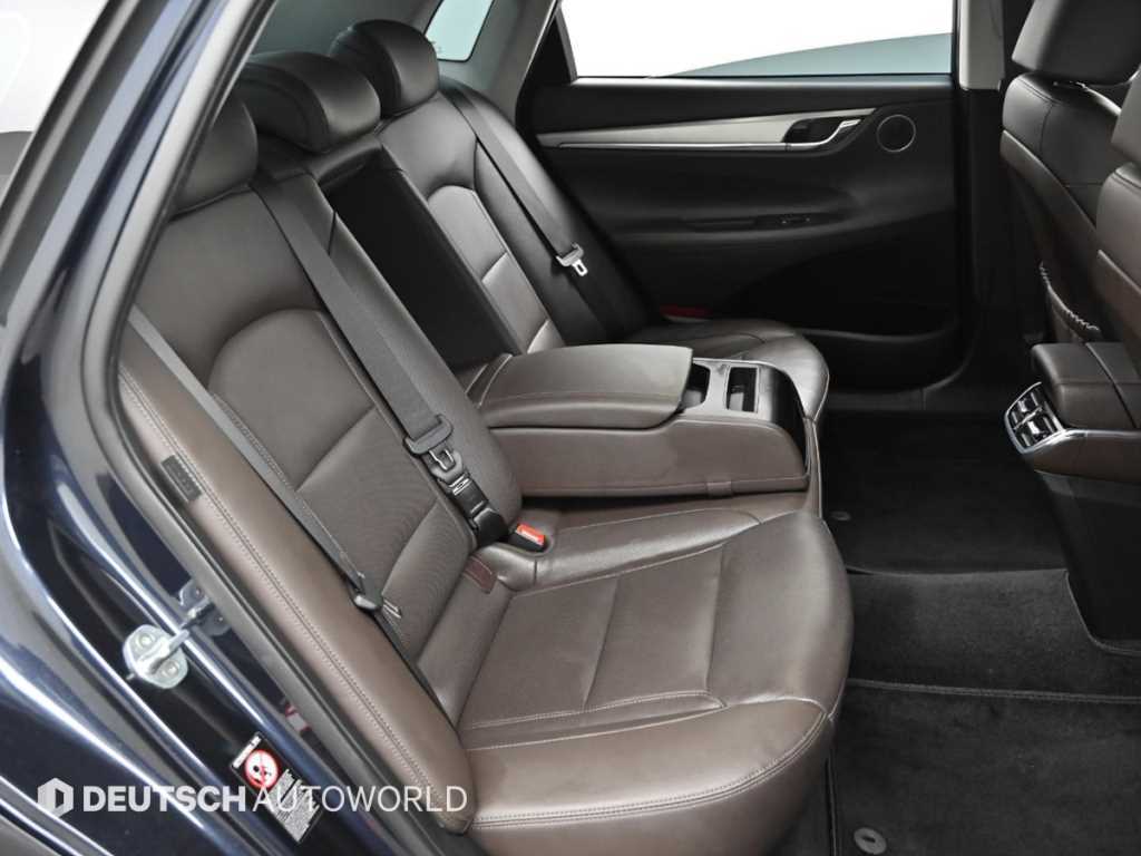 HYUNDAI Grandeur - Vista 12