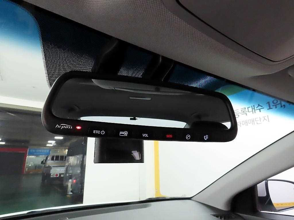 HYUNDAI Avante 2016 Blanco - Importación desde Corea - HF Imports Iquique - Foto 17