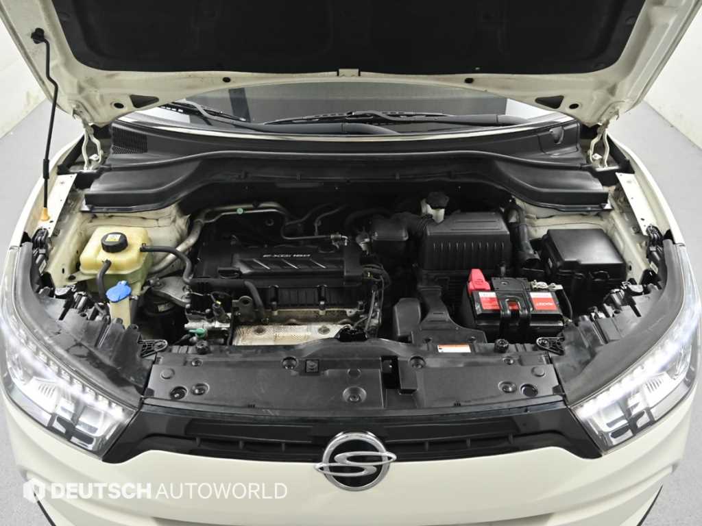 Ssangyong Tivoli - Vista 6