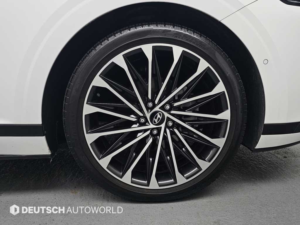 HYUNDAI Grandeur - Vista 5