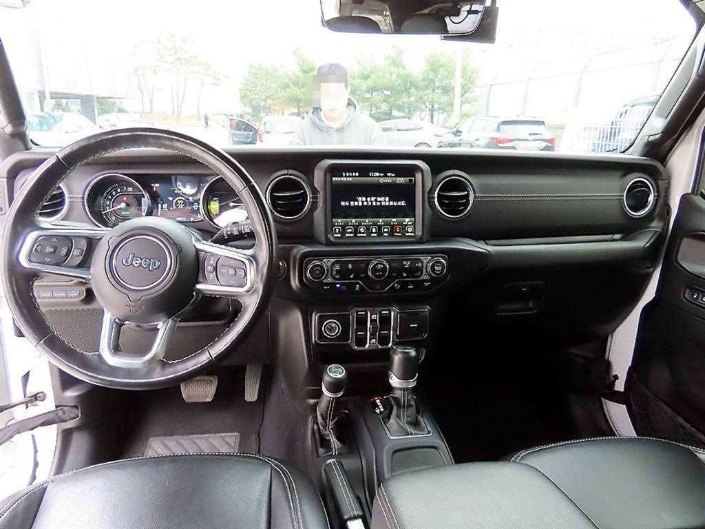 Jeep Wrangler - Vista 7