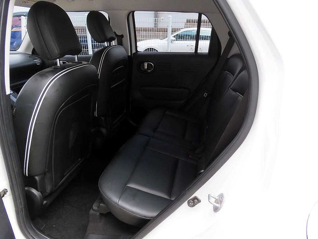 HYUNDAI Casper - Vista 6