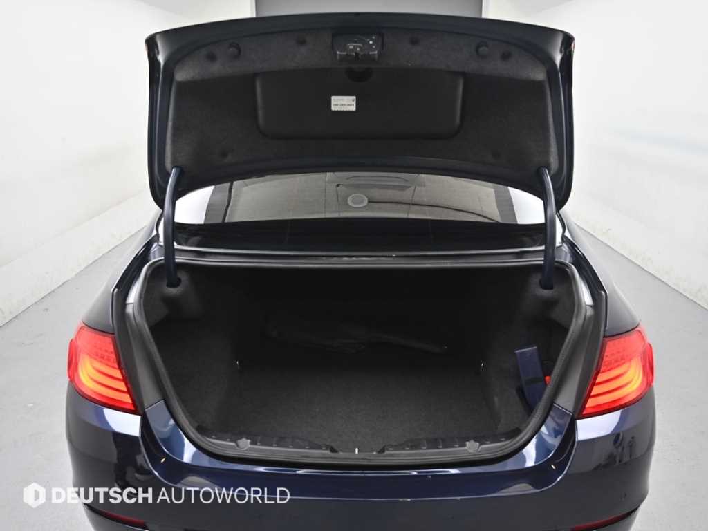 BMW 5 Series 2012 Azul - Importación desde Corea - HF Imports Iquique - Foto 19