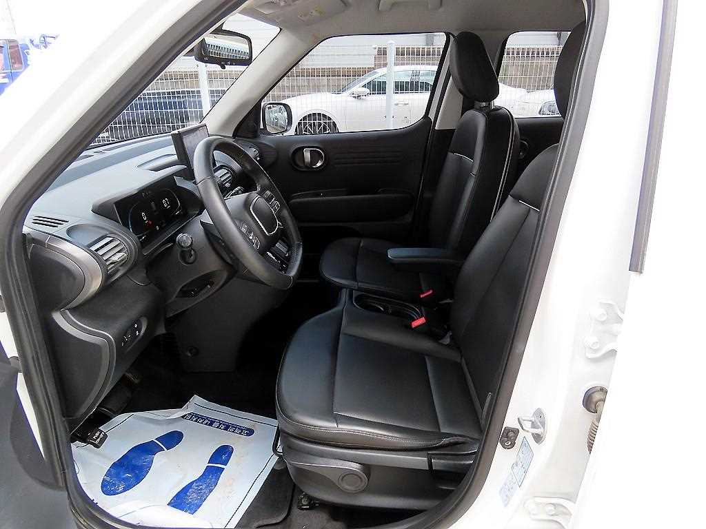 HYUNDAI Casper - Vista 5