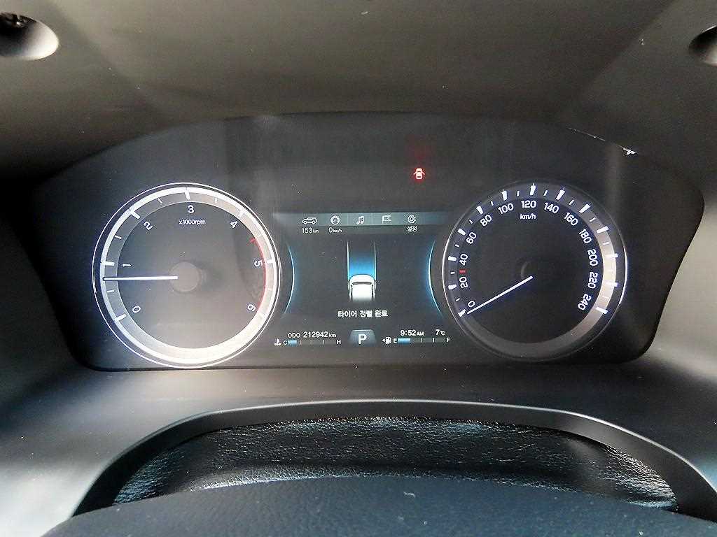 Ssangyong Rexton - Vista 9