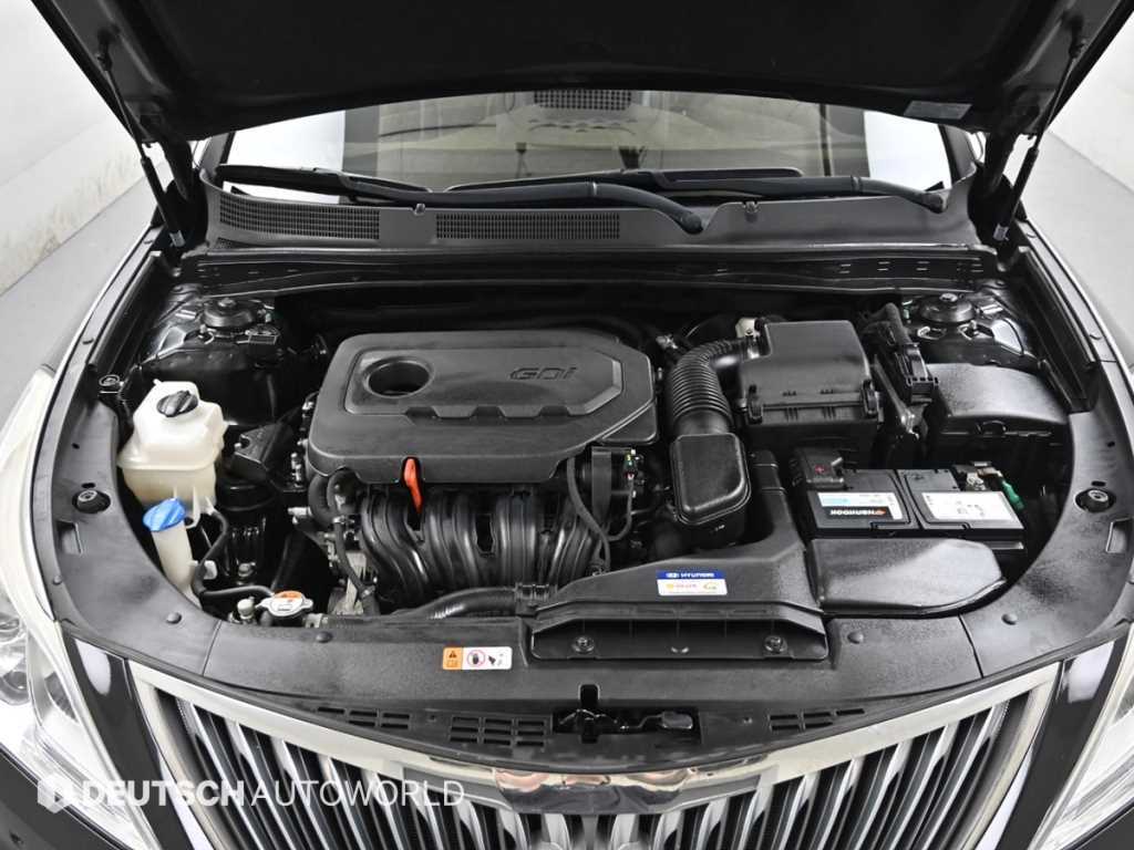 HYUNDAI Grandeur - Vista 6