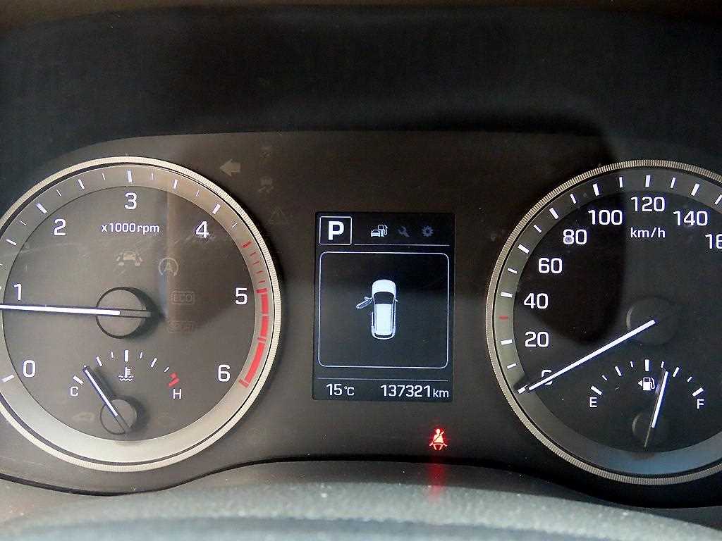 HYUNDAI Tucson - Vista 9