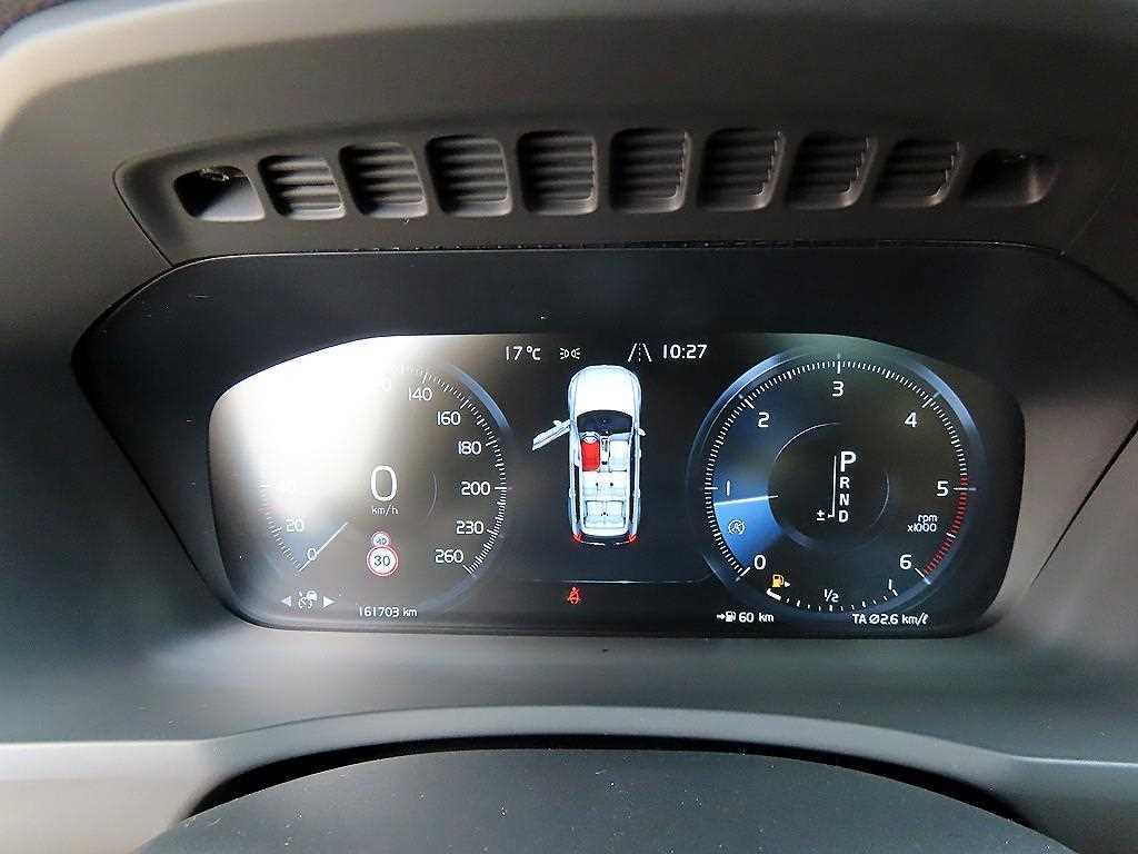 Volvo XC90 - Vista 9