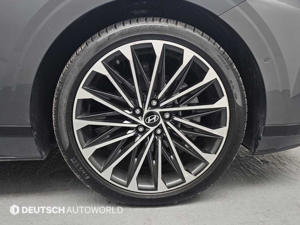 HYUNDAI Grandeur - Vista 5