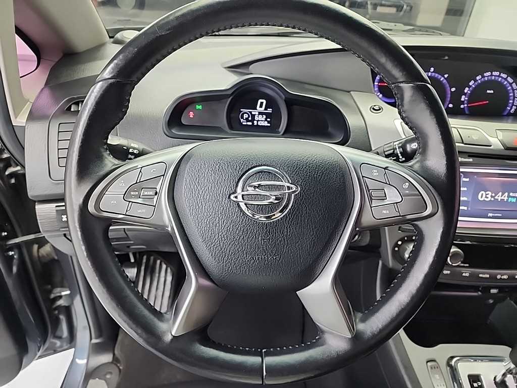 Ssangyong Korando - Vista 9