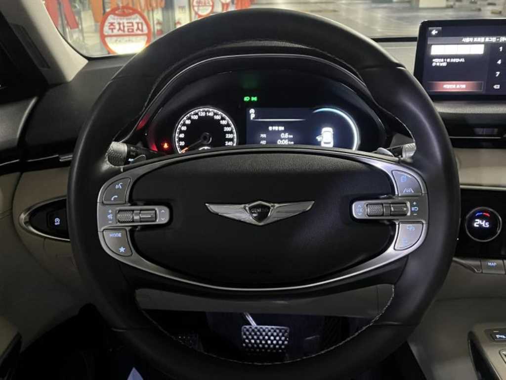 Genesis GV70 2022 Blanco - Importación desde Corea - HF Imports Iquique - Foto 14