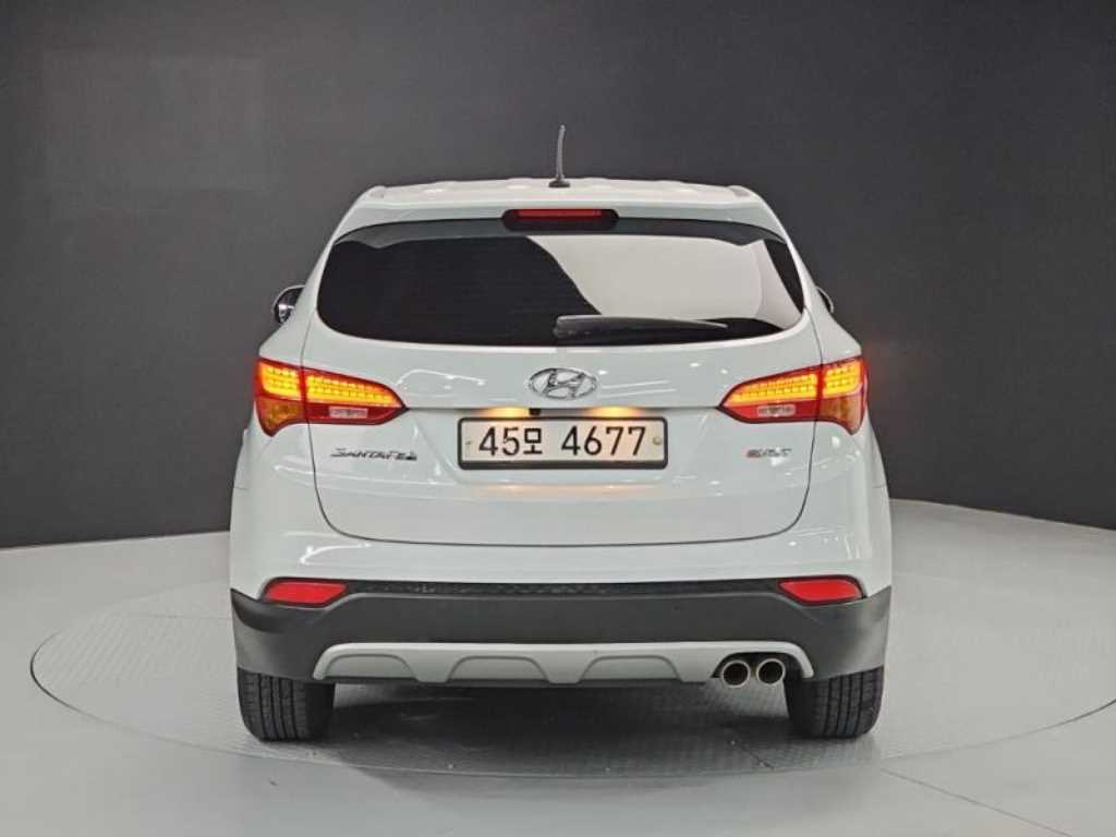 HYUNDAI Santa Fe - Vista 3
